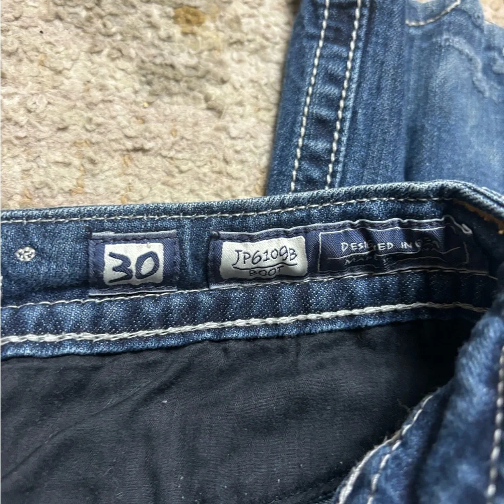 Miss Me Jeans Bootcut Size 30 Dark Wash Mid Rise Denim Rhinestone Pockets - Picture 8 of 10